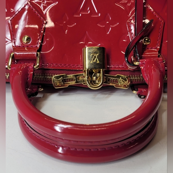 Louis Vuitton pink/red Vernis Alma PM with Lock & Key🔥 - Picture 9 of 12